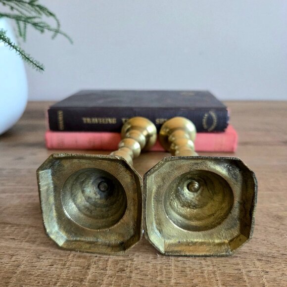 Set of 2 vintage brass candleholders/candlesticks. - Picture 4 of 4